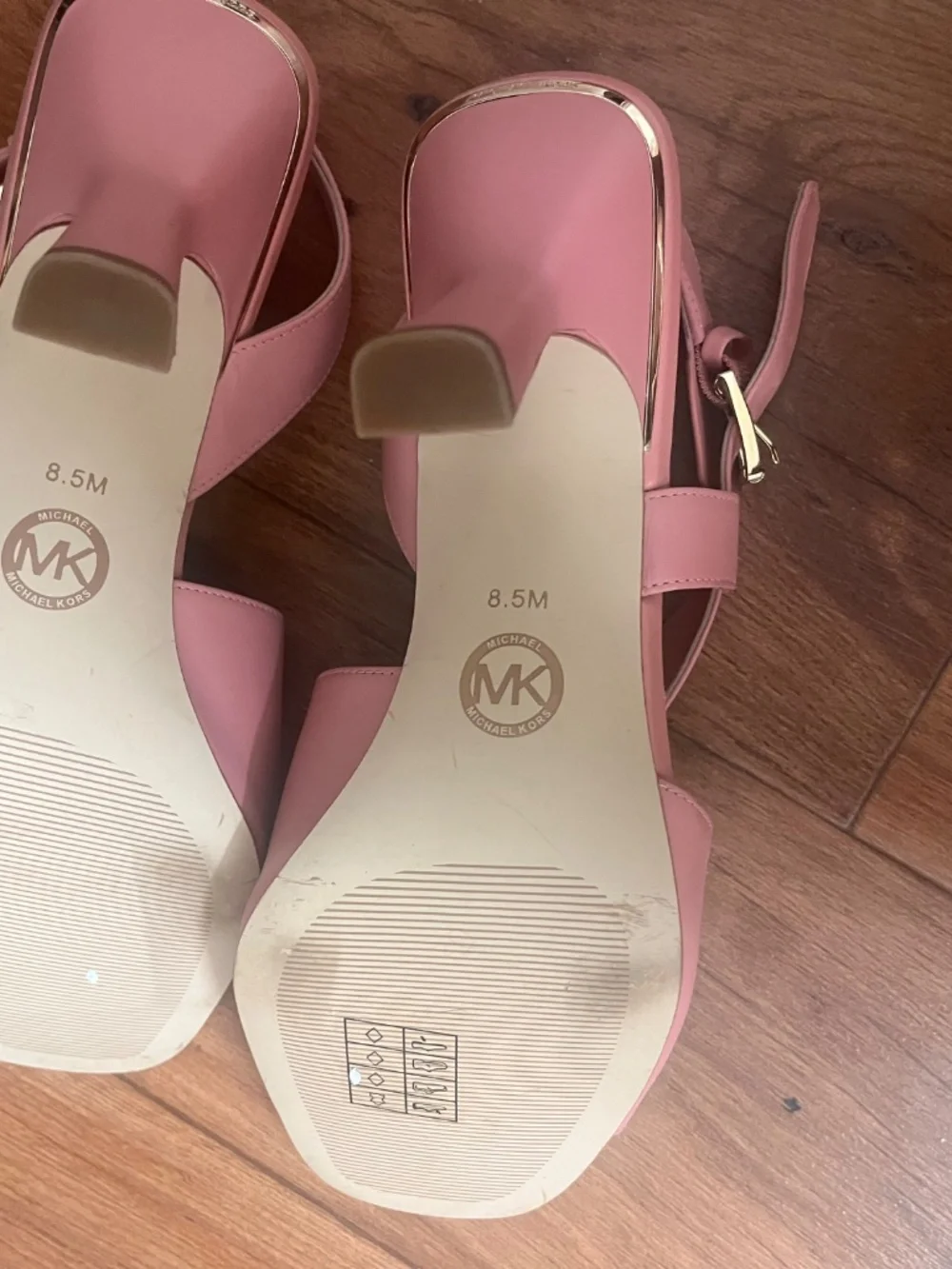 Michael Kors Cleo sandals